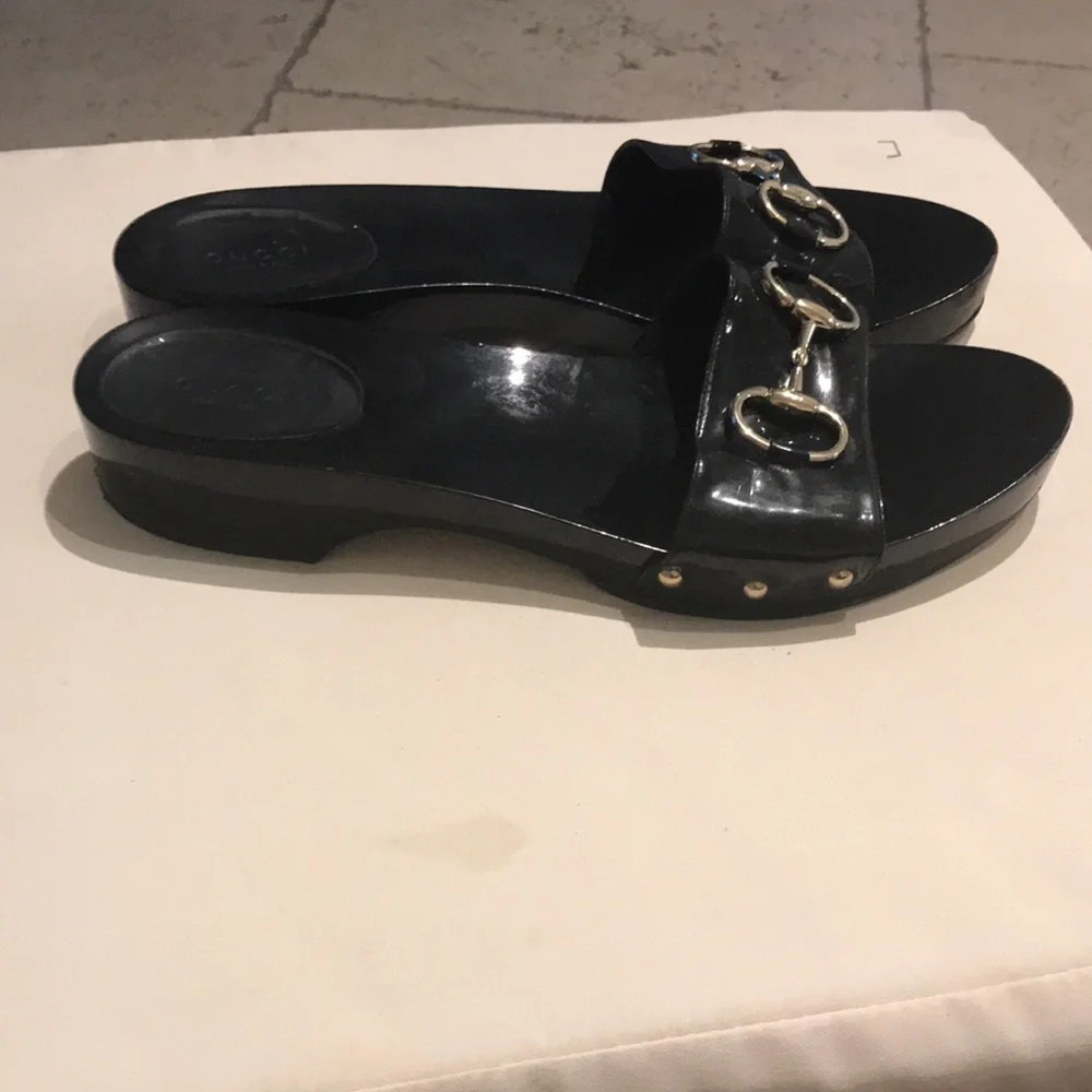 Gucci leather black pattern clogs size 10 lightly used gold trim - Picture 3 of 4